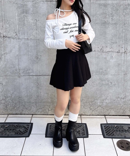 INGNI（イング）の「【WEB限定】リボンロゴテレコワンショルダー長袖ピタTシャツ（Tシャツ/カットソー・レディース・ブラック/チャコールグレー/杢グレー/オフホワイト・M）」の9枚目の写真
