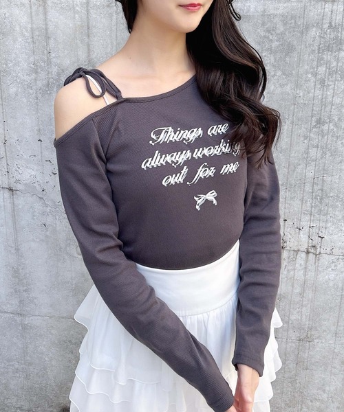 INGNI（イング）の「【WEB限定】リボンロゴテレコワンショルダー長袖ピタTシャツ（Tシャツ/カットソー・レディース・ブラック/チャコールグレー/杢グレー/オフホワイト・M）」の16枚目の写真