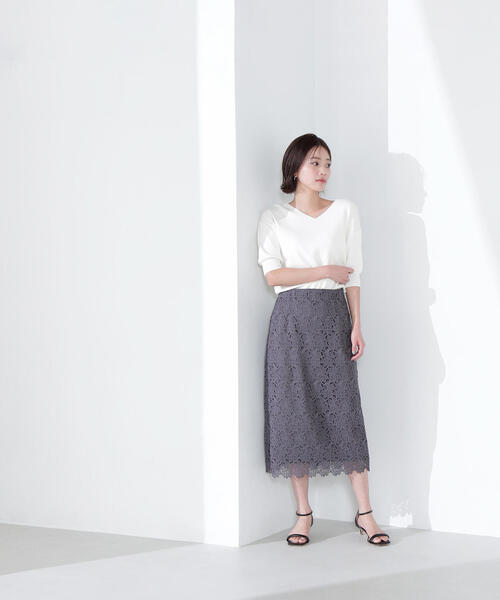 NATURAL BEAUTY BASIC（ナチュラルビューティーベーシック）の「◇フラワーレースタイトスカート（スカート・レディース・ラベンダー/チャコールグレー/グレー・MEDIUM/SMALL/X-SMALL）」の13枚目の写真