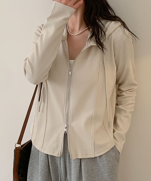 aimoha(アイモハ)の「フード付きジップアップジャケット(パーカー・レディース・ネイビー/ホワイト/ブラック/ワインレッド/ライトベージュ・MEDIUM/LARGE/X-LARGE/XX-LARGE)」の10枚目の写真