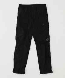 【C.P. Company / シーピーカンパニー】CHROME-R CARGO LENS PANTS