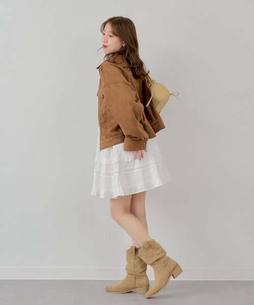 Chico（チコ）の「ルーズスエードジップブルゾン（デニムジャケット・レディース・キャメル/アイボリー/ネイビー・FREE）」の8枚目の写真