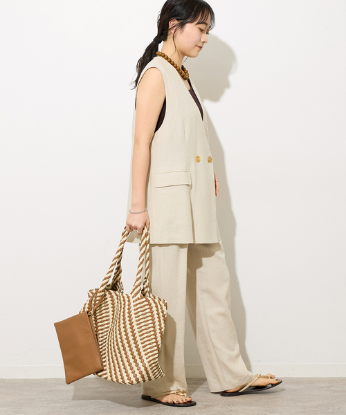 JOURNAL STANDARD relume(ジャーナルスタンダード レリューム)の「リネンレーヨンノーカラージレ(ベスト・レディース・ベージュ/ネイビー・FREE)」の4枚目の写真