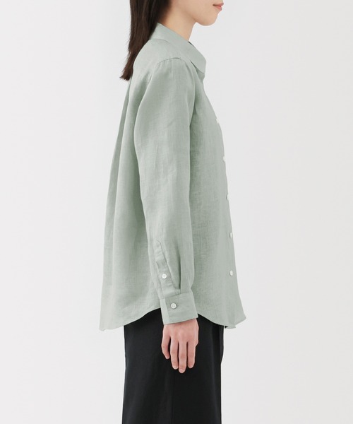 無印良品（ムジルシリョウヒン）の「婦人　リネン　洗いざらしレギュラーカラー長袖シャツ（シャツ/ブラウス・レディース・ブルー系/グリーン系/オレンジ系/ホワイト/ホワイト系/ライトピンク/ブラック・XL/L/M/S）」の22枚目の写真