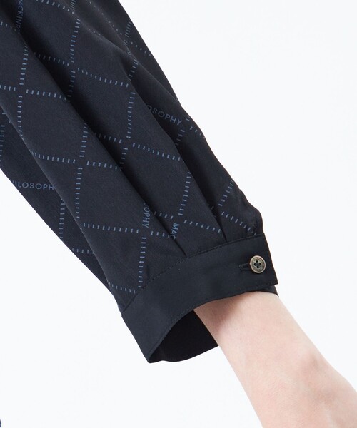 MACKINTOSH PHILOSOPHY(マッキントッシュ フィロソフィー)の「レタリングジオメトリープリントブラウス(シャツ/ブラウス・レディース・ホワイト系その他/ブラック・36/38/34)」の8枚目の写真