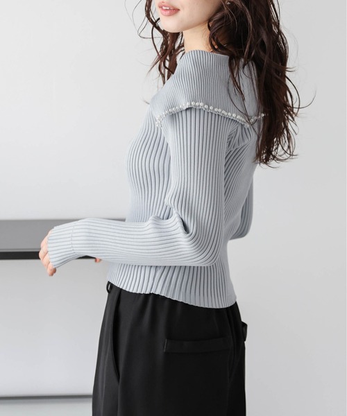 AMELY(エミリー)の「ビッグカラー×パール ジップニット(ニット/セーター・レディース・ベージュ/ブラック/ブルーグレー・フリー)」の14枚目の写真