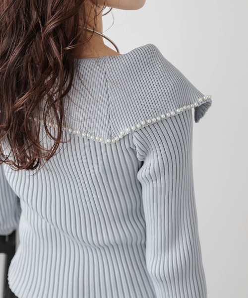 AMELY(エミリー)の「ビッグカラー×パール ジップニット(ニット/セーター・レディース・ベージュ/ブラック/ブルーグレー・フリー)」の15枚目の写真