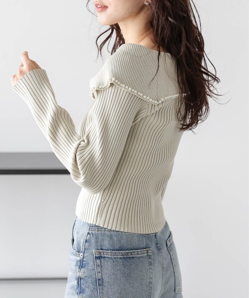 AMELY(エミリー)の「ビッグカラー×パール ジップニット(ニット/セーター・レディース・ベージュ/ブラック/ブルーグレー・フリー)」の18枚目の写真