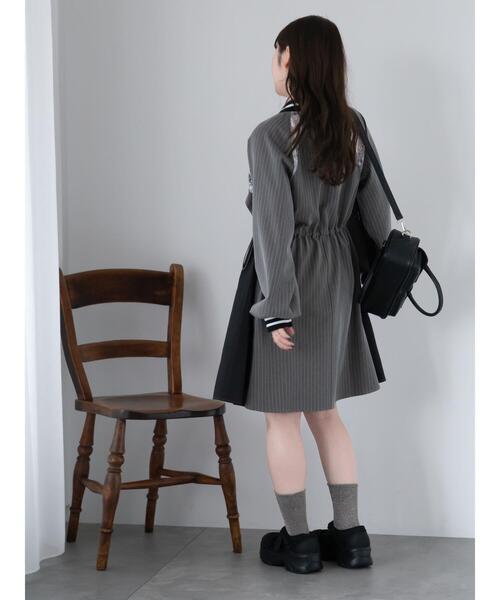 ehka sopo（エヘカソポ）の「ブロッキングワンピース（ワンピース・レディース・グレー/オフホワイト/サックスブルー・F）」の6枚目の写真