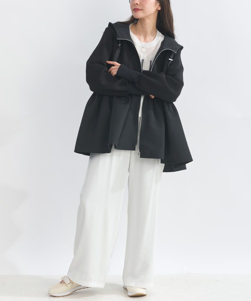 PICCIN PERLA(ピッチンペルラ)の「裾ギャザーフードパーカー(パーカー・レディース・ブラック・M)」の6枚目の写真