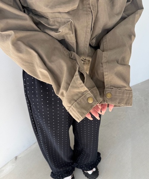 SANSeLF（サンセルフ）の「【SANSeLF】ポケットワークジャケット オーバーサイズ ミリタリーテイスト sanw25a024（その他アウター・レディース・ベージュ・FREE）」の10枚目の写真