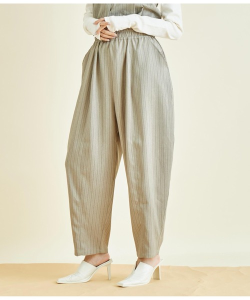 Settimissimo(セッティミッシモ)の「ヘリンボーン ストライプ カーブ パンツ(その他パンツ・レディース・ベージュ/グレー・FREE)」の10枚目の写真