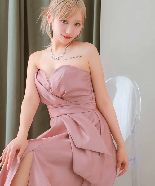 Tika（ティカ）の「[CLOSED] キャバドレス ロング フレア ハートカット ベアトップ サテンスリット Aラインバースデードレス（ドレス・レディース・ピンク/ホワイト・LARGE/MEDIUM/SMALL/X-LARGE）」の5枚目の写真