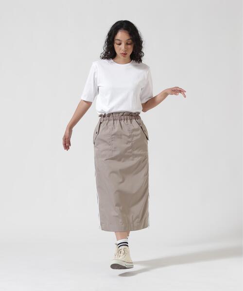 ATON（エイトン）の「ATON (エイトン) SUVIN 60/2 PERFECT S/S T-SHIRT（Tシャツ/カットソー・レディース・ブラック/ホワイト/キャメル/ホワイト系2・2）」の19枚目の写真