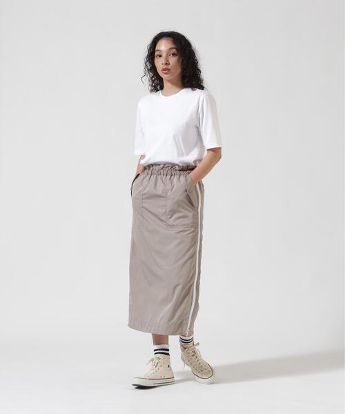 ATON（エイトン）の「ATON (エイトン) SUVIN 60/2 PERFECT S/S T-SHIRT（Tシャツ/カットソー・レディース・ブラック/ホワイト/キャメル/ホワイト系2・2）」の20枚目の写真