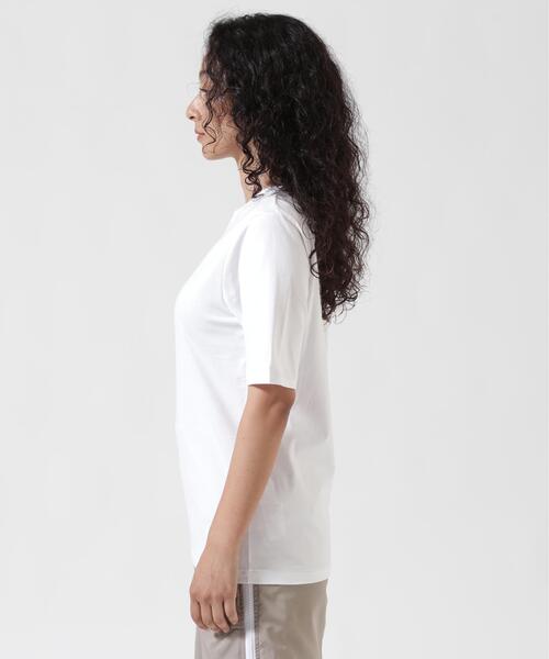 ATON（エイトン）の「ATON (エイトン) SUVIN 60/2 PERFECT S/S T-SHIRT（Tシャツ/カットソー・レディース・ブラック/ホワイト/キャメル/ホワイト系2・2）」の21枚目の写真