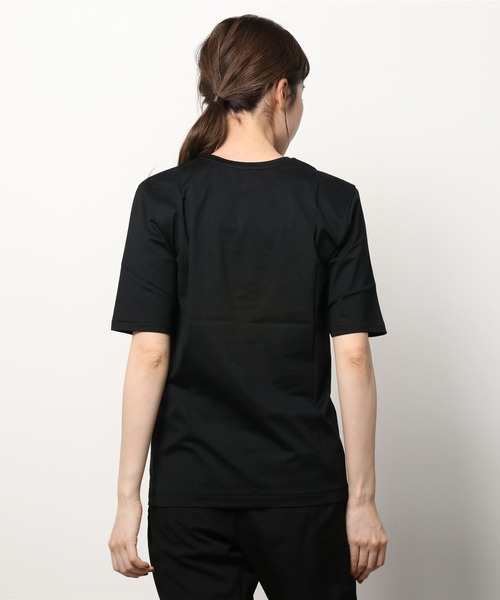 ATON（エイトン）の「ATON (エイトン) SUVIN 60/2 PERFECT S/S T-SHIRT（Tシャツ/カットソー・レディース・ブラック/ホワイト/キャメル/ホワイト系2・2）」の8枚目の写真