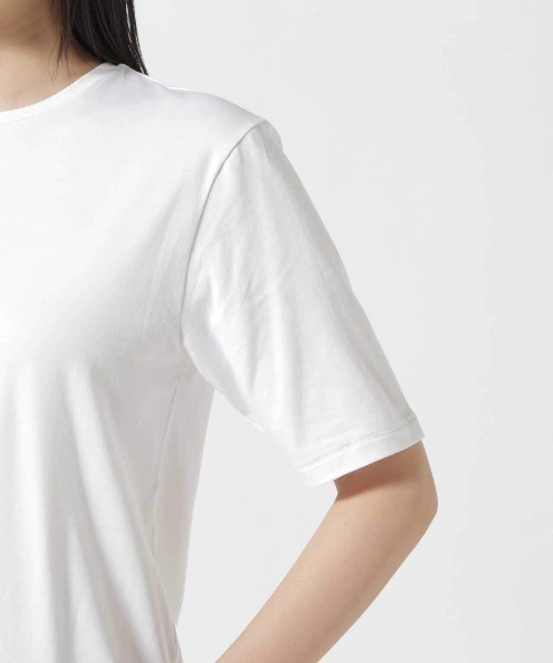 ATON（エイトン）の「ATON (エイトン) SUVIN 60/2 PERFECT S/S T-SHIRT（Tシャツ/カットソー・レディース・ブラック/ホワイト/キャメル/ホワイト系2・2）」の6枚目の写真