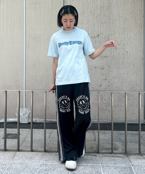 Candy Stripper（キャンディストリッパー）の「PRETTY THINGS Tシャツ（Tシャツ/カットソー・レディース・ライトブルー/ブラック/ピンク/オフホワイト・M/L/XL）」の22枚目の写真