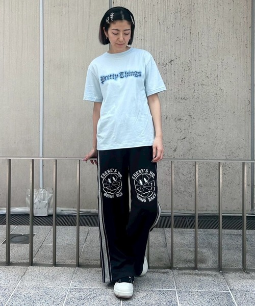 Candy Stripper（キャンディストリッパー）の「PRETTY THINGS Tシャツ（Tシャツ/カットソー・レディース・ライトブルー/ブラック/ピンク/オフホワイト・M/L/XL）」の20枚目の写真