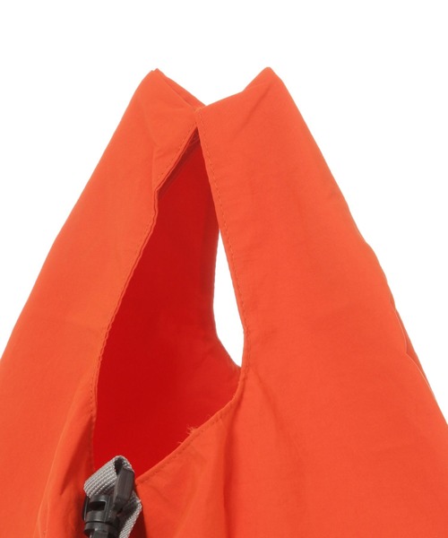 niko and...（ニコアンド）の「【OLD SMITH】コンビニバッグ/Ｓサイズ（エコバッグ/サブバッグ・レディース・オレンジ/ブラック/グレー・0）」の13枚目の写真