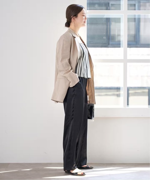 IENA（イエナ）の「ドレープサテンパンツ（その他パンツ・レディース・ブラック/カーキ・34/36/38）」の12枚目の写真