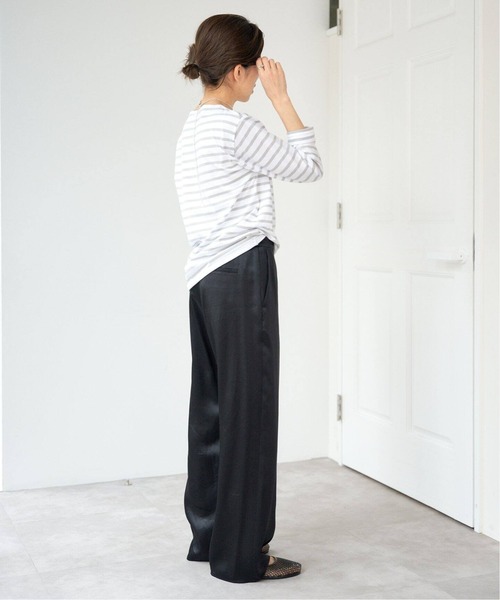 IENA（イエナ）の「ドレープサテンパンツ（その他パンツ・レディース・ブラック/カーキ・34/36/38）」の17枚目の写真
