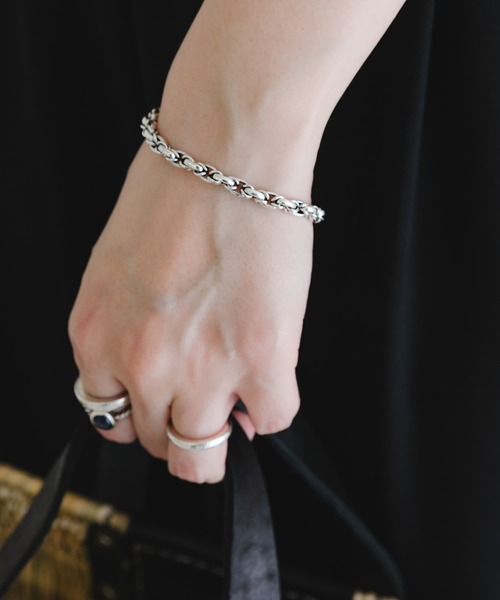 PHILIPPE AUDIBERT（フィリップ オーディベール）の「PHILIPPE AUDIBERT　Elyane bracelet（ブレスレット・レディース・シルバー・-）」の2枚目の写真