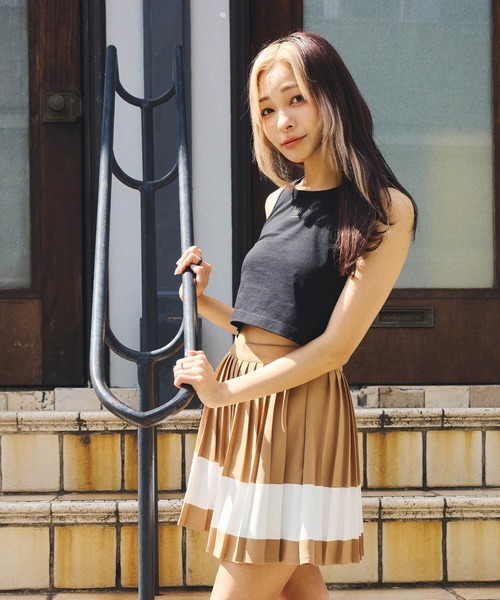 DURAS（デュラス）の「配色ラインプリーツスカート（スカート・レディース・ブルー/ホワイト/キャメル・SMALL/MEDIUM）」の7枚目の写真