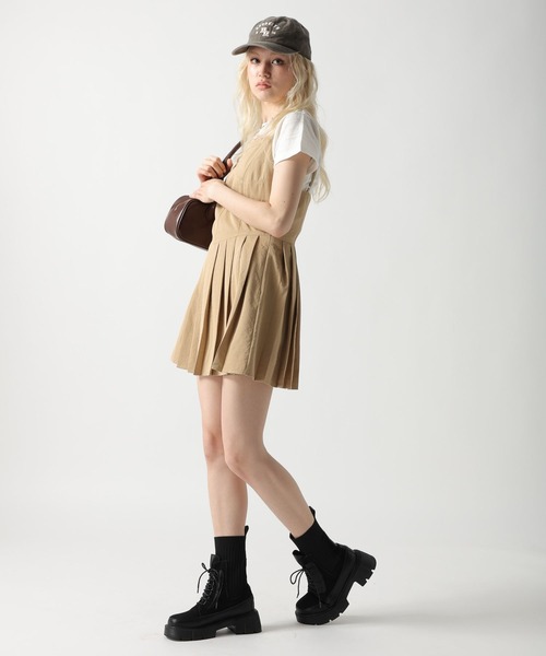 FOREVER 21（フォーエバー トゥエンティーワン）の「【2025SS】コルセットミニキャミワンピース（ワンピース・レディース・チャコールグレー/ベージュ・FREE）」の5枚目の写真