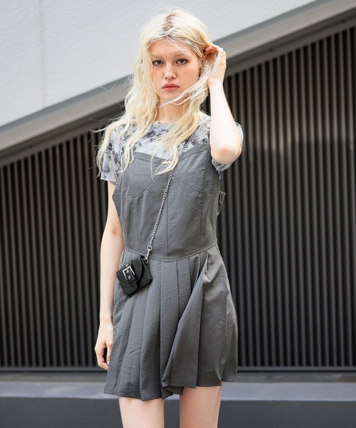 FOREVER 21（フォーエバー トゥエンティーワン）の「【2025SS】コルセットミニキャミワンピース（ワンピース・レディース・チャコールグレー/ベージュ・FREE）」の16枚目の写真