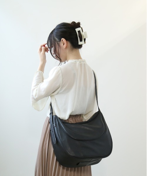 Legato Largo（レガートラルゴ）の「Legato Largo ルナバッグ 2WAY A4ショルダー LG-V0092（ショルダーバッグ・レディース・ダークグリーン/ブラック・FREE）」の17枚目の写真