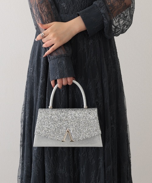 Lace Ladies(レースレディース)の「グリッター フラップ スマート 2WAY パーティーバッグ(クラッチバッグ・レディース・シルバー/ブラック・FREE)」の15枚目の写真