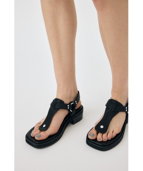 MOUSSY（マウジー）の「CHUNK HEEL THONG サンダル（サンダル・レディース・ブラック・SMALL/MEDIUM/LARGE）」の11枚目の写真