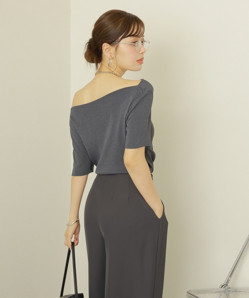 LAULEN（ローレン）の「asymmetry drape tops /アシンメトリー ドレープ 半袖 トップス（Tシャツ/カットソー・レディース・チャコールグレー/ブラック/アイボリー・FREE）」の10枚目の写真