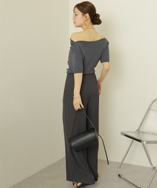 LAULEN（ローレン）の「asymmetry drape tops /アシンメトリー ドレープ 半袖 トップス（Tシャツ/カットソー・レディース・チャコールグレー/ブラック/アイボリー・FREE）」の13枚目の写真