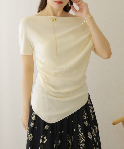 LAULEN（ローレン）の「asymmetry drape tops /アシンメトリー ドレープ 半袖 トップス（Tシャツ/カットソー・レディース・チャコールグレー/ブラック/アイボリー・FREE）」の4枚目の写真