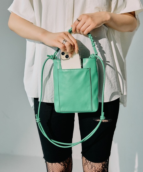 LEPSIM（レプシィム）の「編みハンドルフェイクレザーミニショルダー　494494（ショルダーバッグ・レディース・グリーン/ブラック/ガンメタ・ONE SIZE）」の6枚目の写真