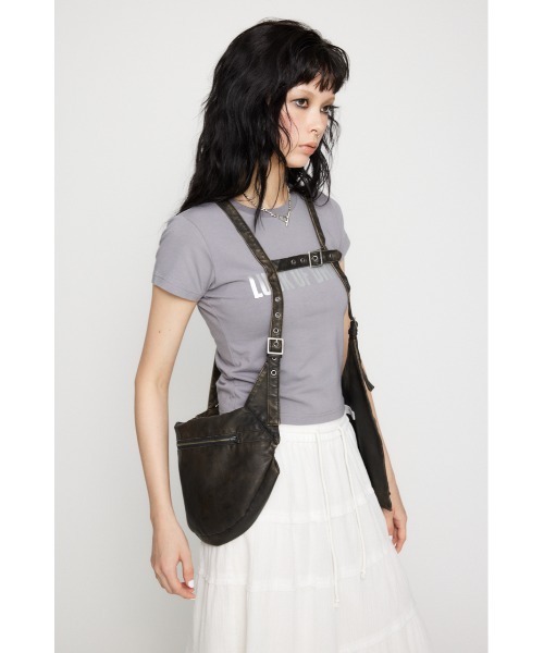 LAGUA GEM（ラグアジェム）の「ZIP POCKET FAUX LEATHER ベスト（ベスト・レディース・ブラック/ブラウン・FREE）」の7枚目の写真