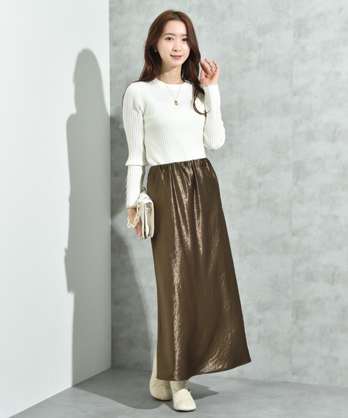 INTERPLANET（インタープラネット）の「シルキーヘビーサテンバイアススカート（スカート・レディース・キャメル/ブラウン/アイボリー・FREE）」の4枚目の写真