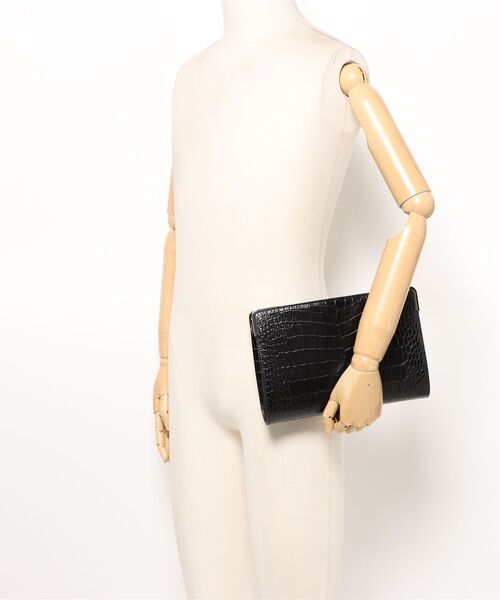 A.P.C.（アーペーセー）の「POCHETTE ELENA（クラッチバッグ・レディース・ブラック・ONESIZE）」の5枚目の写真