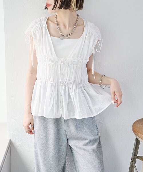 w closet(ダブルクローゼット)の「レース切替ドロストブラウス(シャツ/ブラウス・レディース・オフホワイト/イエロー/ブルー・FREE)」の10枚目の写真