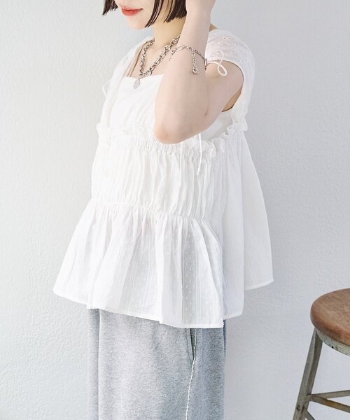 w closet(ダブルクローゼット)の「レース切替ドロストブラウス(シャツ/ブラウス・レディース・オフホワイト/イエロー/ブルー・FREE)」の11枚目の写真