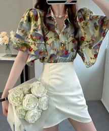 花柄トップス