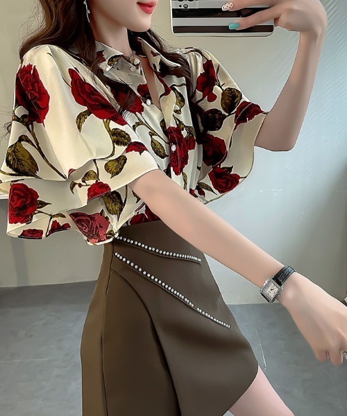 REBALANCE（リバランス）の「花柄トップス（その他トップス・レディース・C/D/E/F/A/B・MEDIUM/LARGE）」の4枚目の写真