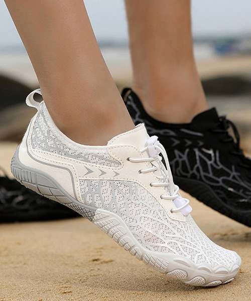 Lace Ladies（レースレディース）の「水陸両用 ナロー ストラップ スリッポン シューズ（スニーカー・レディース・グレー/ブラック/ベージュ/ホワイト・23cm/23.5cm/24cm/24.5cm/25cm）」の5枚目の写真