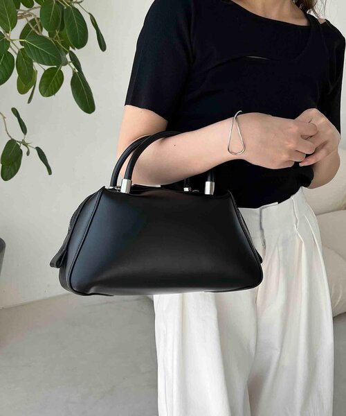 CAPRICIEUX LE'MAGE（カプリシューレマージュ）の「2WAY台形ボストンバッグ（ボストンバッグ・レディース・グレイッシュベージュ/ブラック・FREE）」の16枚目の写真