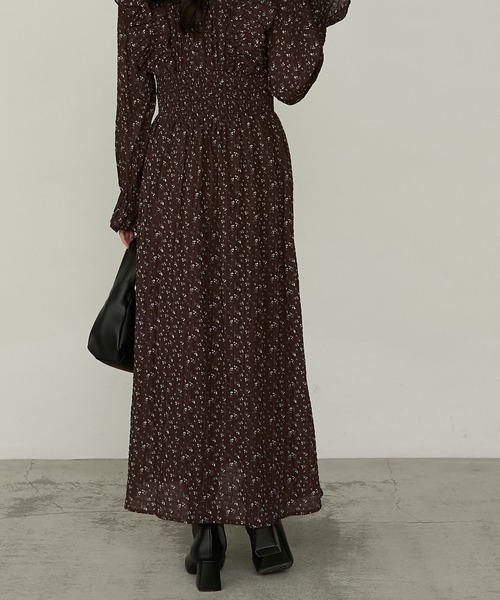 Cherir Mignon(シェリルミニョン)の「【Cherir Mignon】2way花柄ラッフルフリルワンピース(ワンピース・レディース・アイボリー/ブラック/ブラウン・S/M)」の5枚目の写真