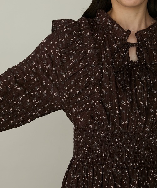 Cherir Mignon(シェリルミニョン)の「【Cherir Mignon】2way花柄ラッフルフリルワンピース(ワンピース・レディース・アイボリー/ブラック/ブラウン・S/M)」の10枚目の写真