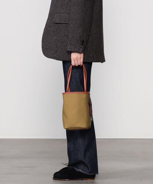 BRADY（ブレディー）の「Brady | KEER（ショルダーバッグ・レディース・カーキ/ブラック・ONE）」の2枚目の写真